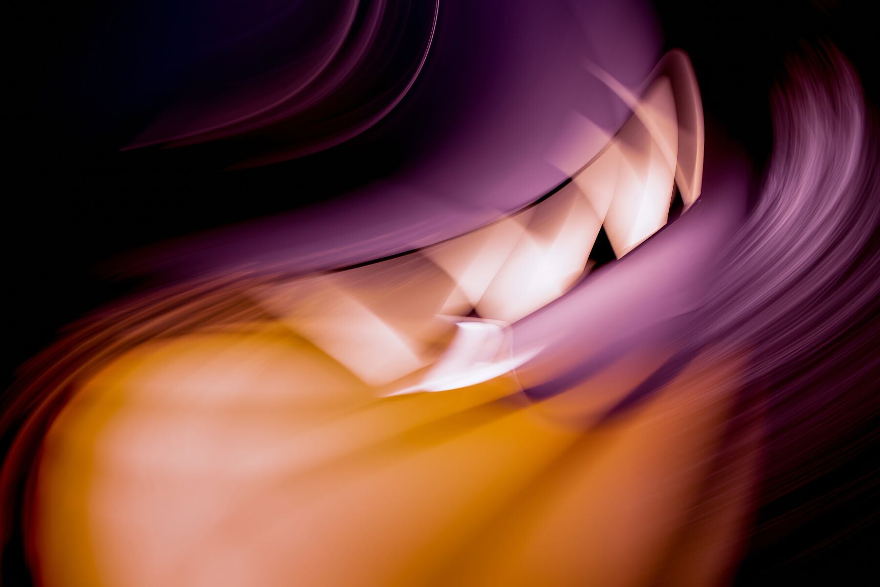 9900700