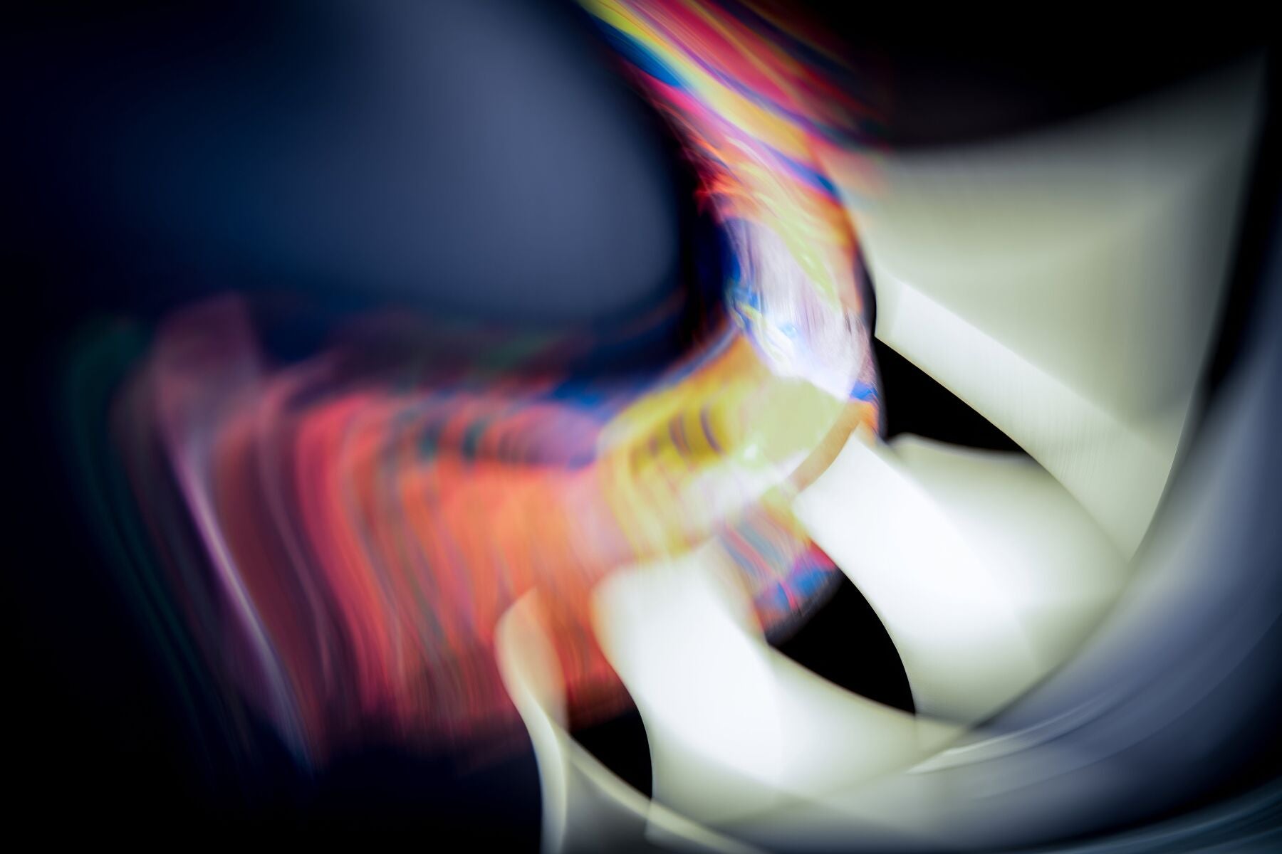 9895663